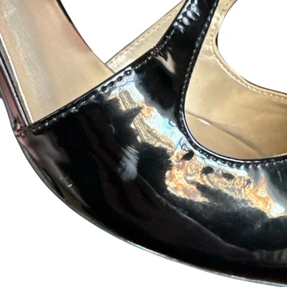 Bandolino Black Patent T-Strap Bow Pumps Womens Size 11M Pointed Stiletto Heels - Picture 9 of 13